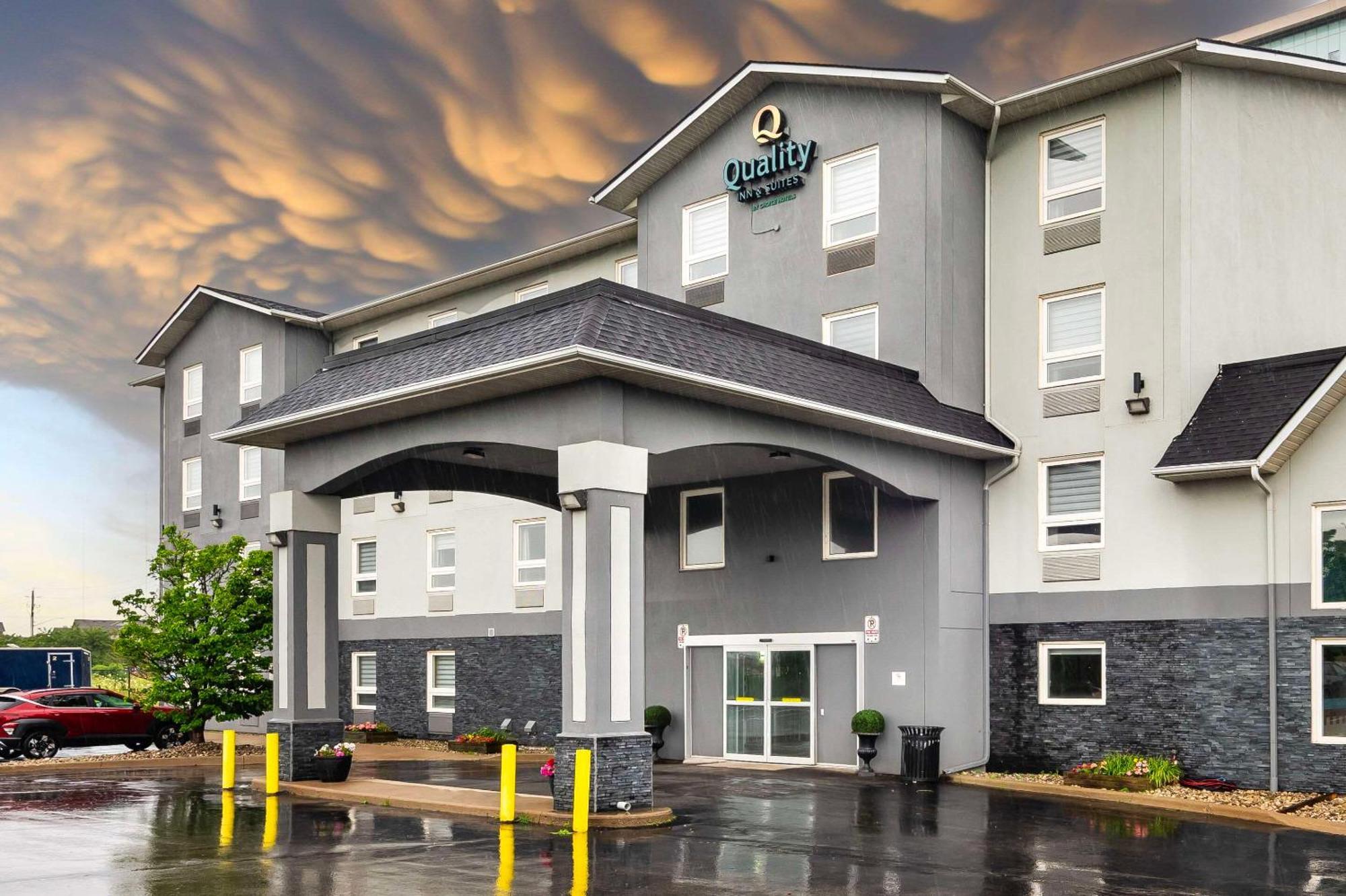 Quality & Hotel 2*